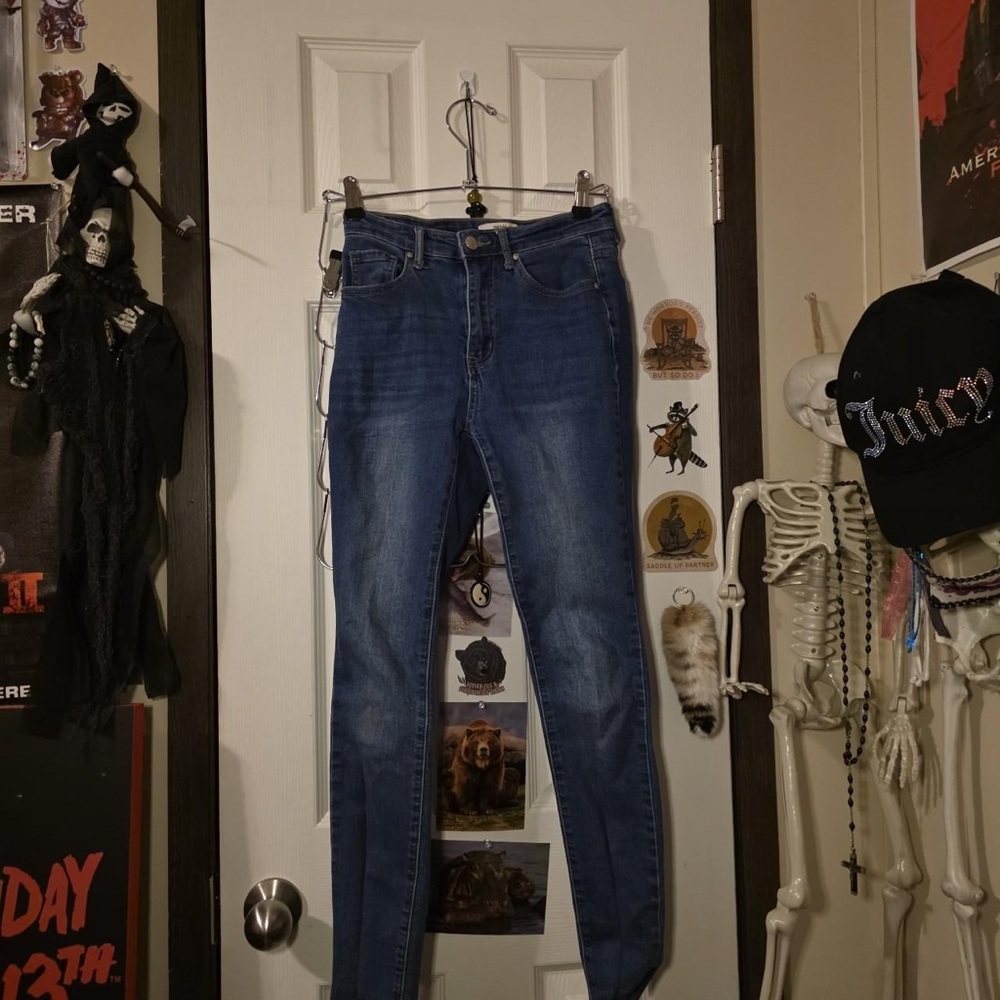 Forever 21 Blue Skinny Jeans - Classic Dark Wash